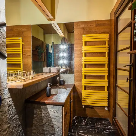The Luxor - Giacomini Apartment